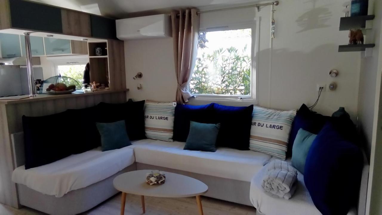 Hôtel CAMPING Le Montourey Azur 78 à Fréjus Extérieur photo
