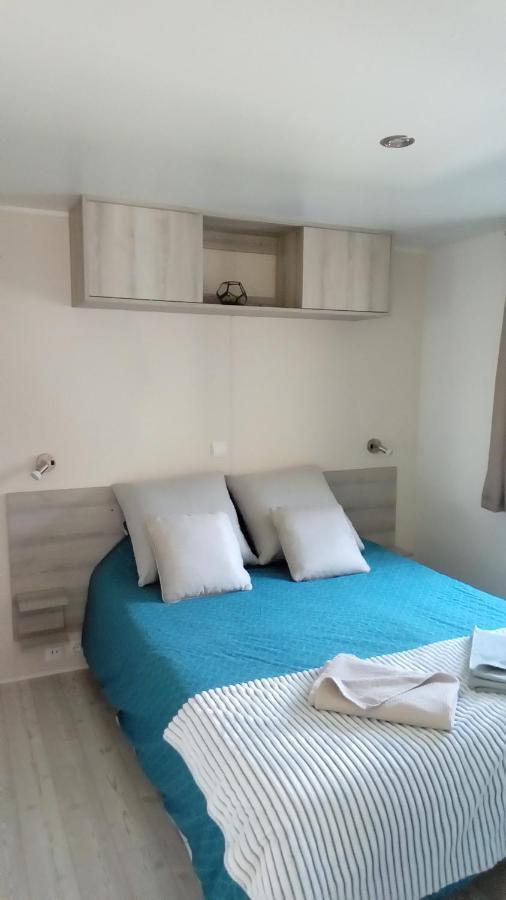 Hôtel CAMPING Le Montourey Azur 78 à Fréjus Extérieur photo